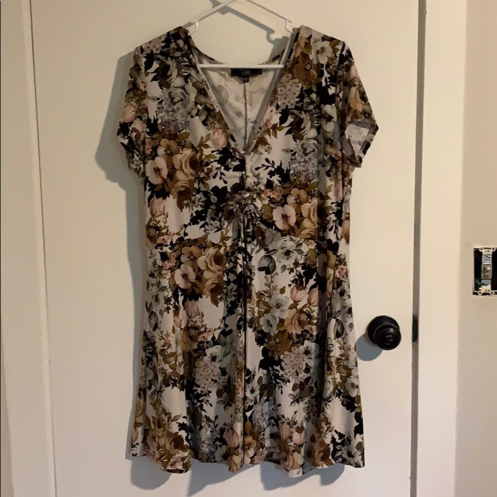 Flowery swing dress